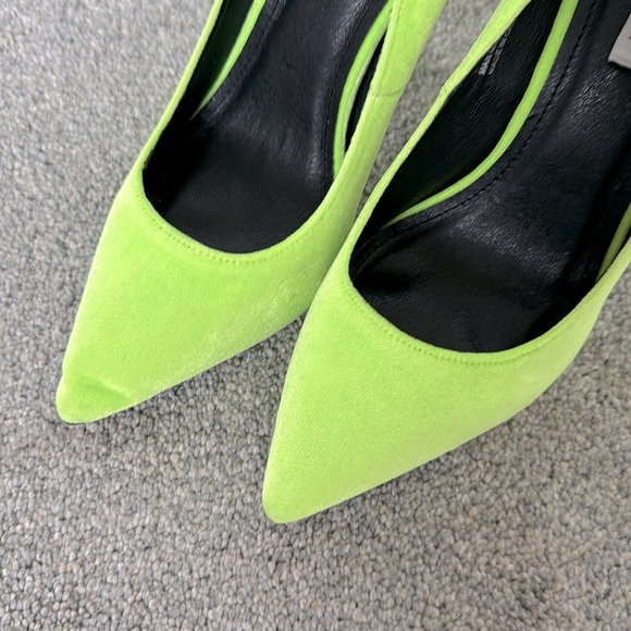 Cape Robbin Neon Yellow/Green Heels - Picture 5 of 5